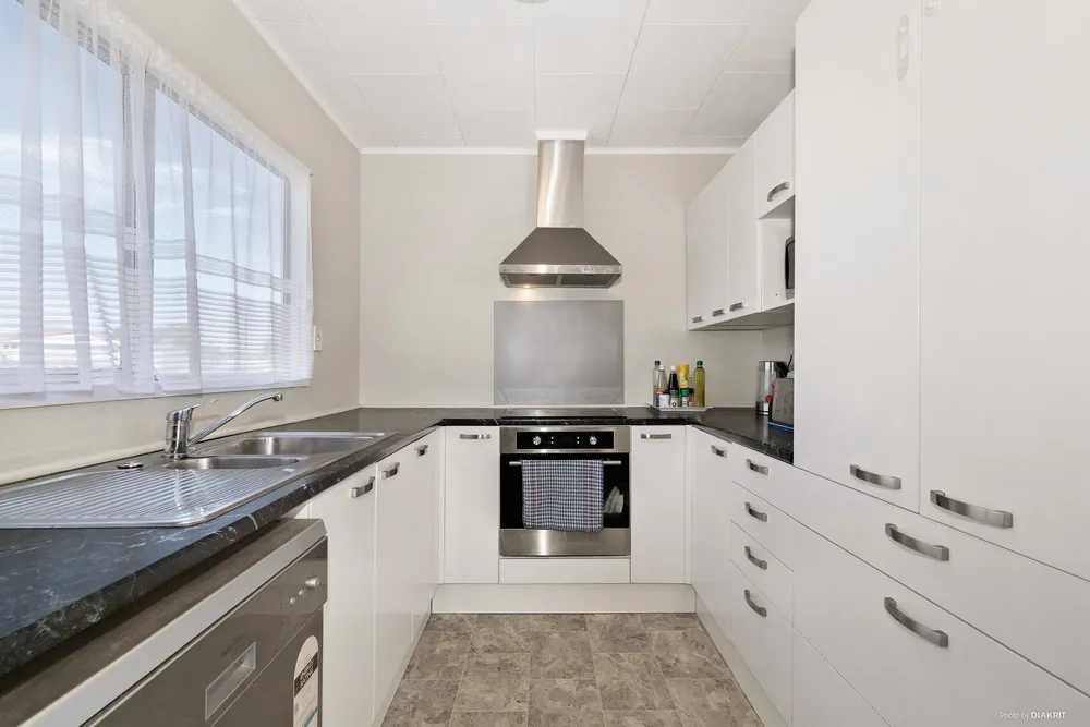 Photos of 1/62 Redcrest Avenue