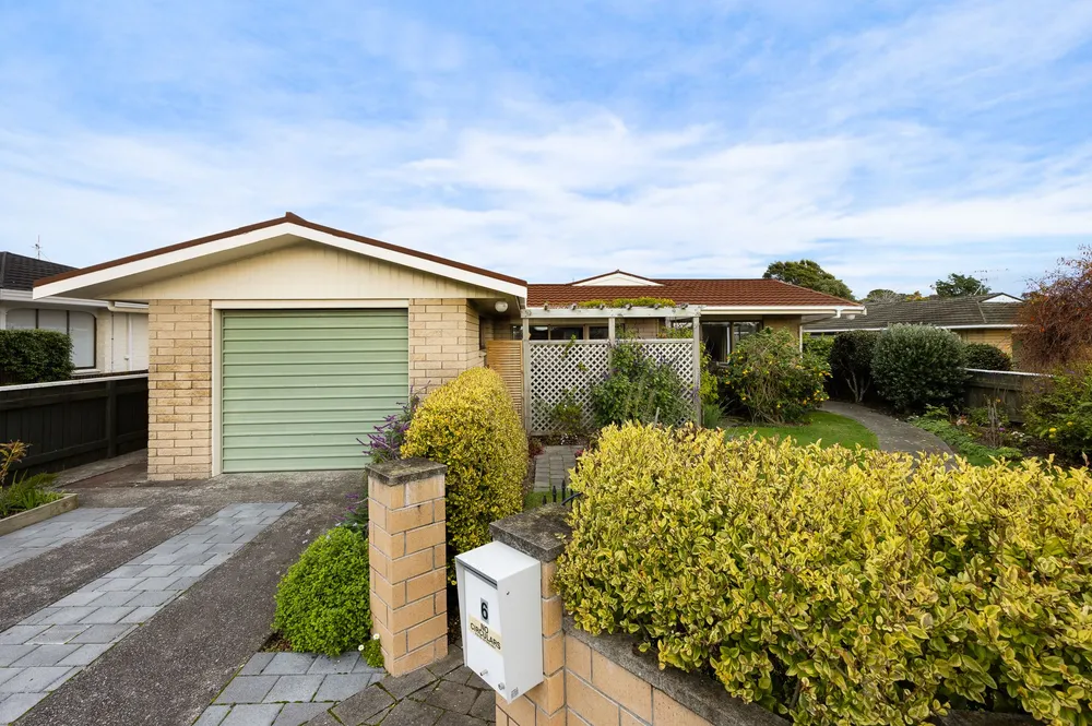 Photos of 6 Rewarewa Crescent