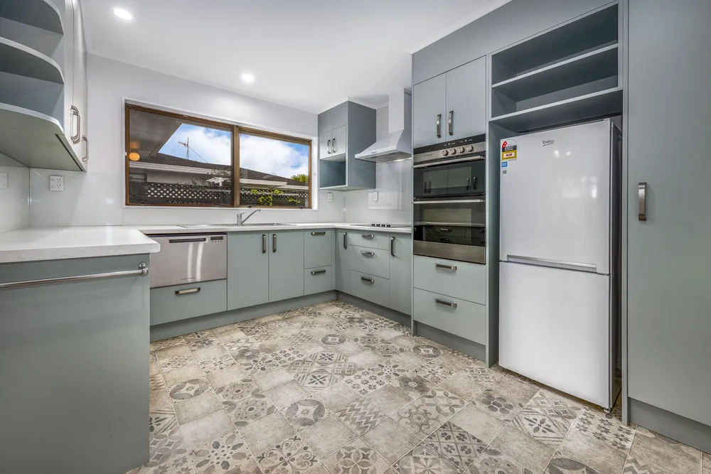 Photos of 6 Rewarewa Crescent