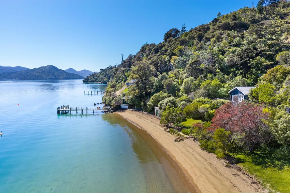 Photos of 2787 Queen Charlotte Drive