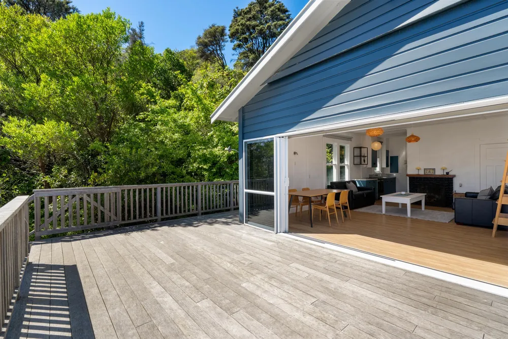 Photos of 2787 Queen Charlotte Drive
