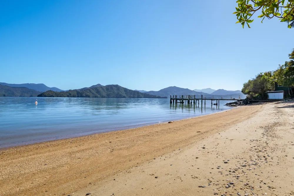 Photos of 2787 Queen Charlotte Drive