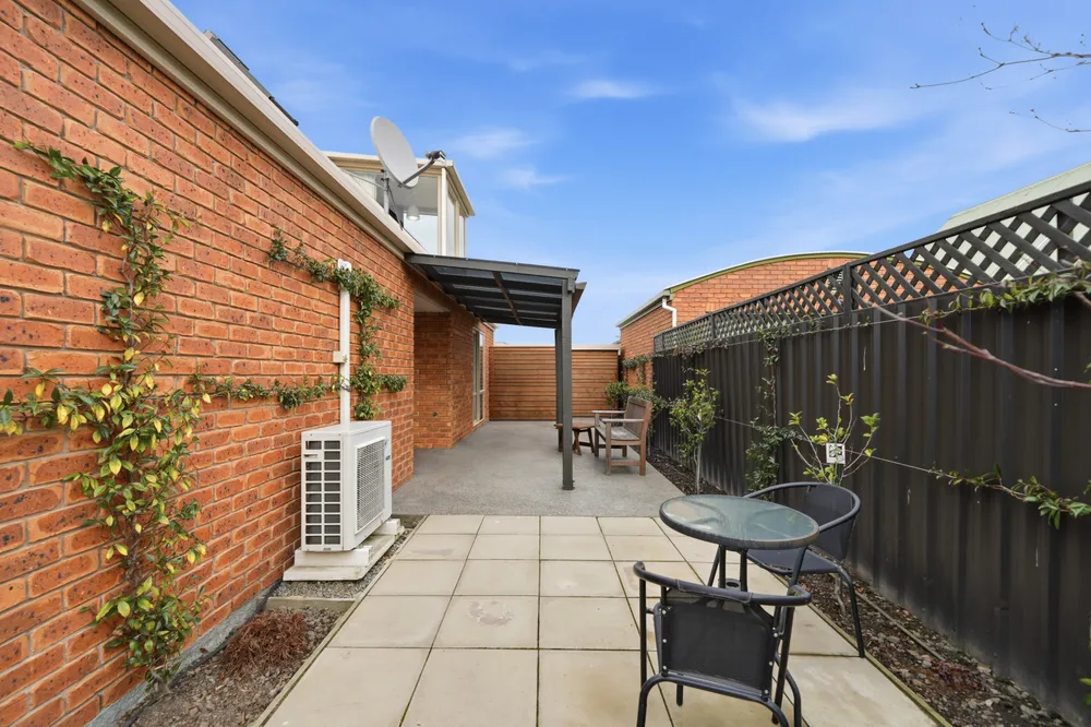 Photos of 149 Edinburgh Street