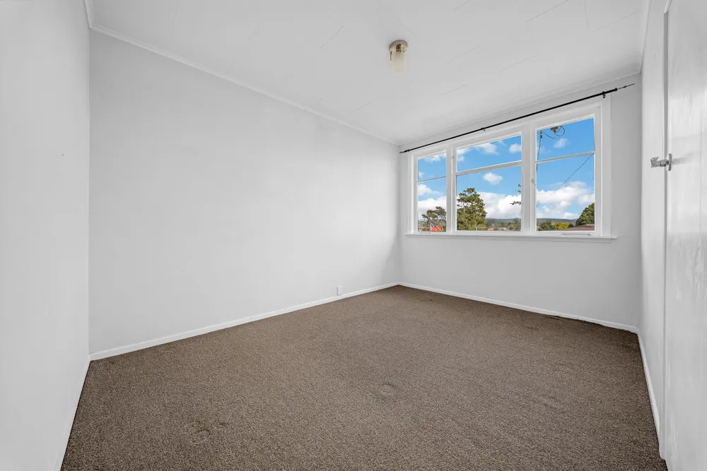 Photos of 70 Seymour Road