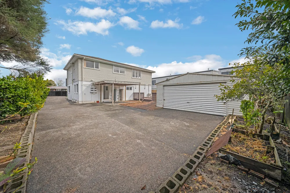 Photos of 70 Seymour Road