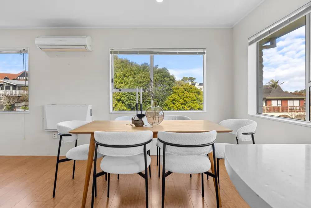 Photos of 36A Pyatt Crescent