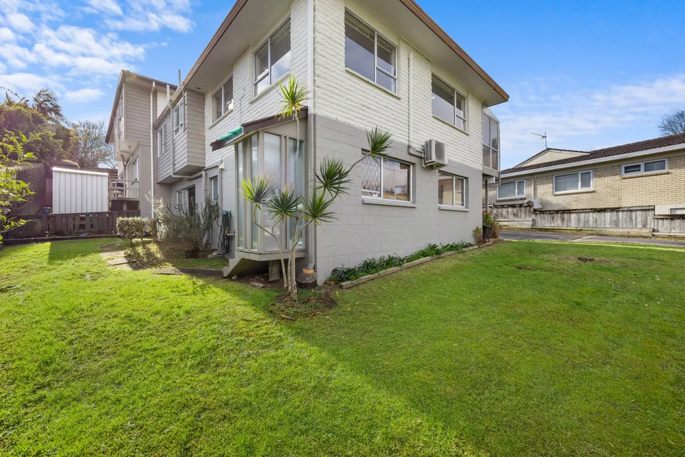 Photos of 36A Pyatt Crescent
