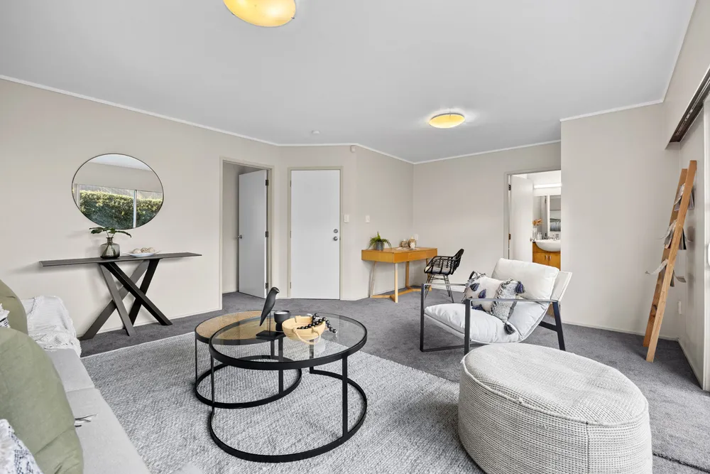 Photos of 36A Pyatt Crescent