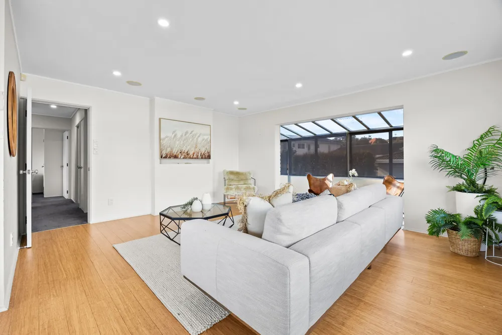 Photos of 36A Pyatt Crescent