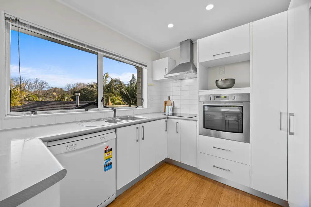 Photos of 36A Pyatt Crescent
