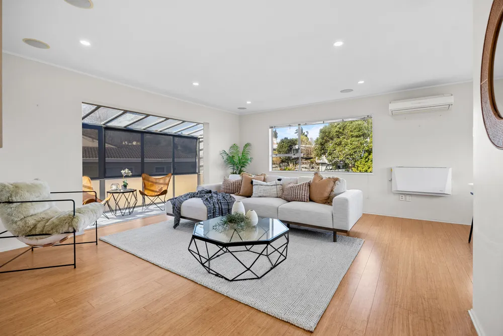 Photos of 36A Pyatt Crescent