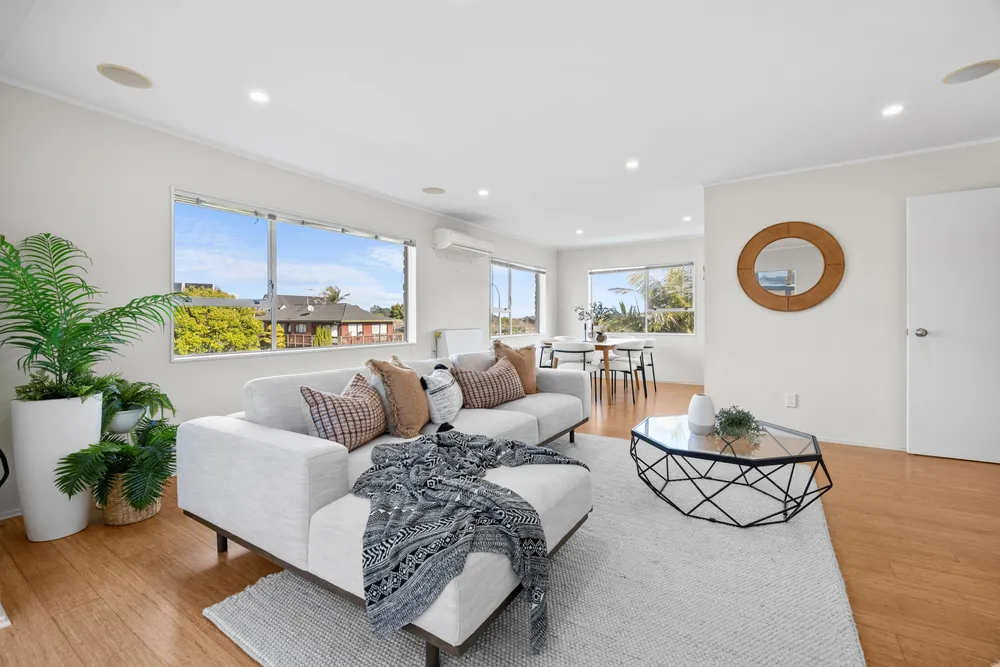 Photos of 36A Pyatt Crescent