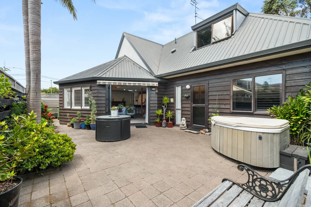Photos of 67B Edgecumbe Road