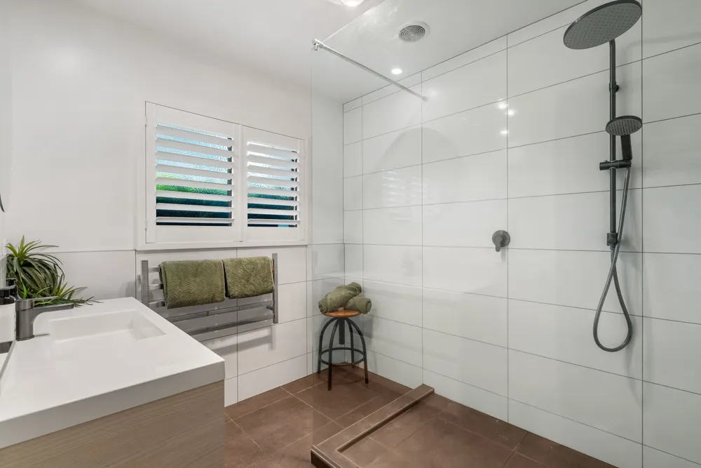 Photos of 67B Edgecumbe Road