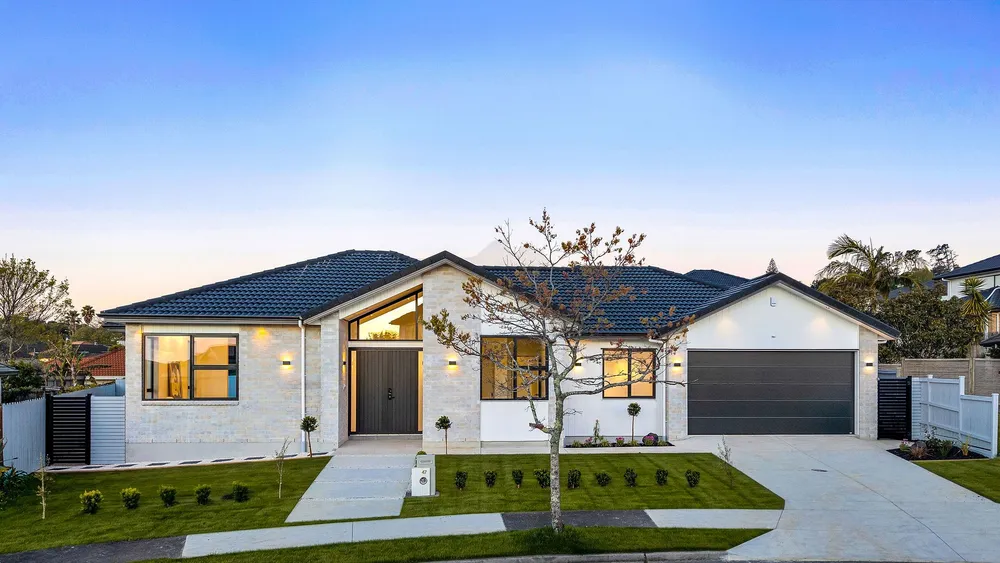 Photo of 47 Newbliss Crescent, East Tamaki Heights