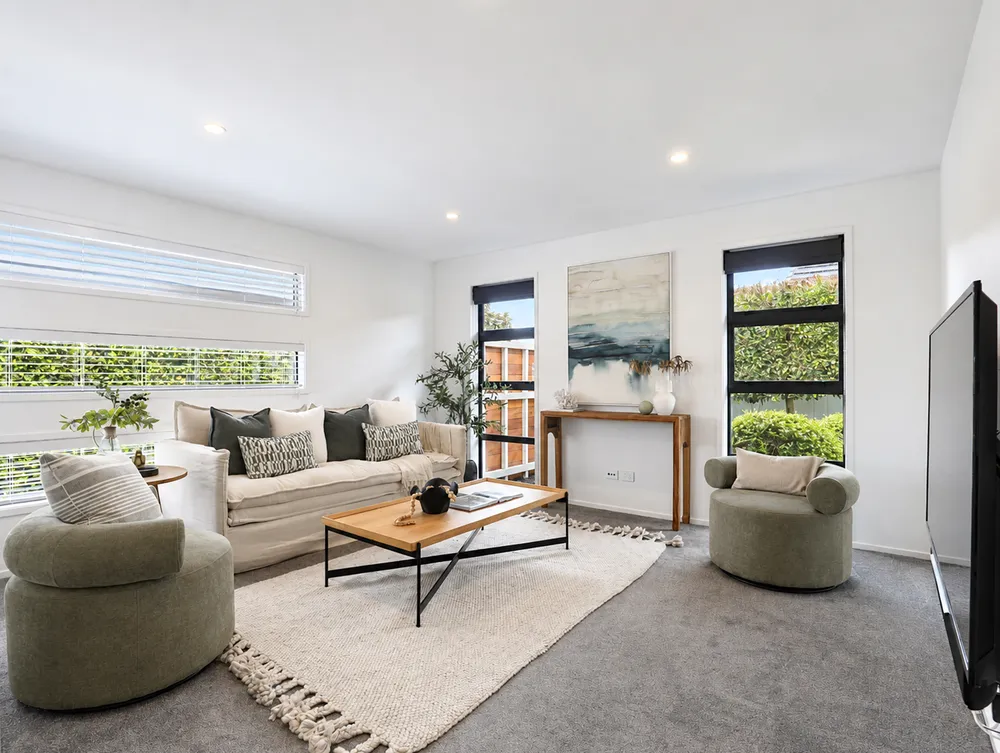 Photos of 34 Stevenson Drive