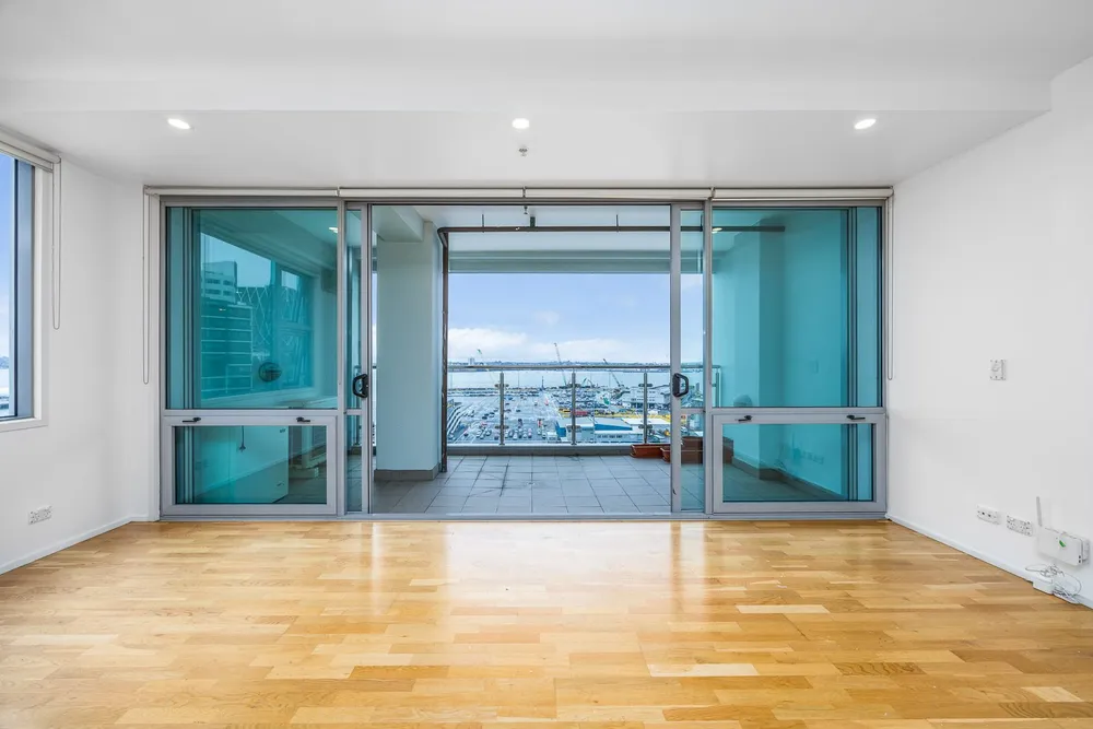 Photos of 1401/30 Beach Road