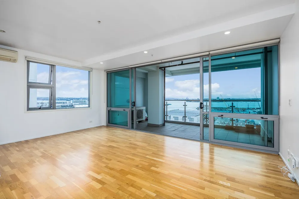 Photos of 1401/30 Beach Road