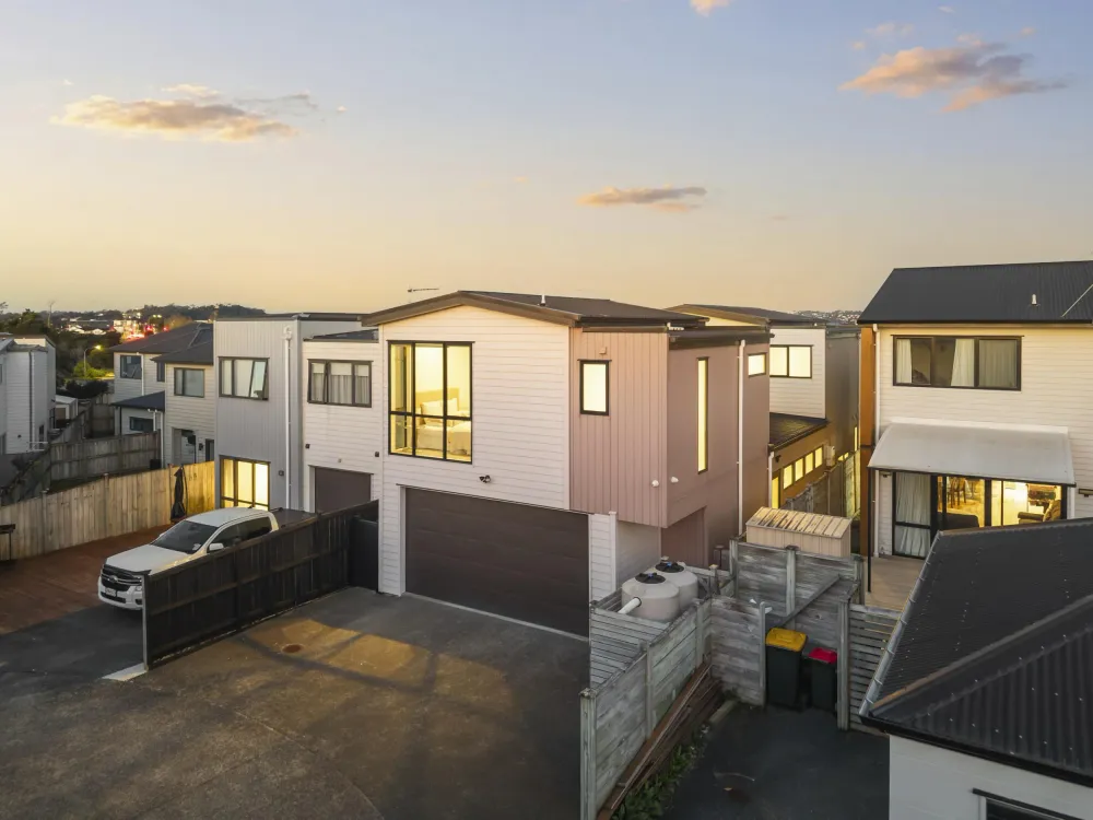 Photos of 144 Hobsonville Road
