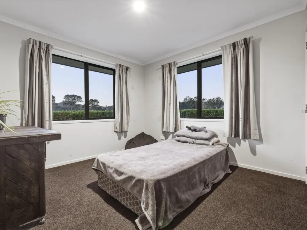 Photos of 264 McPhail Road