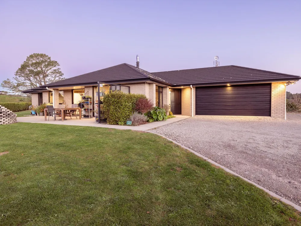 Photos of 264 McPhail Road