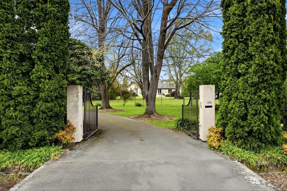 Photos of 106 Gardiners Road