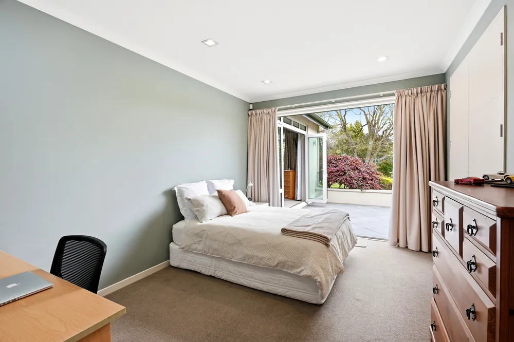Photos of 106 Gardiners Road