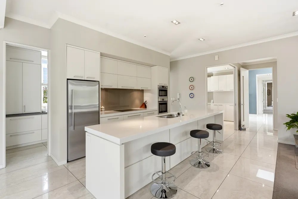 Photos of 106 Gardiners Road