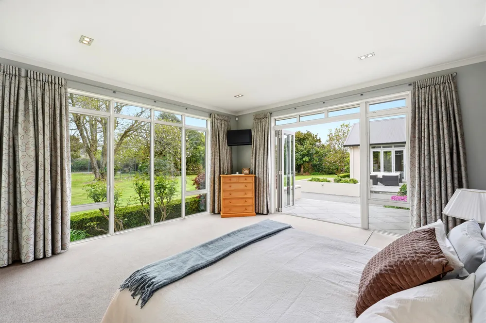 Photos of 106 Gardiners Road