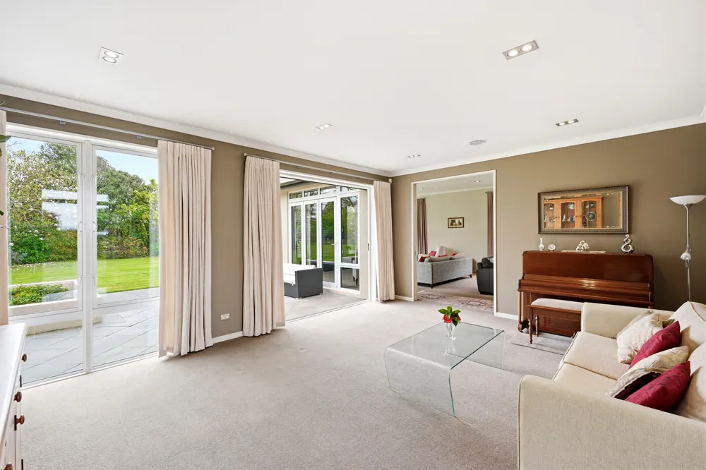 Photos of 106 Gardiners Road