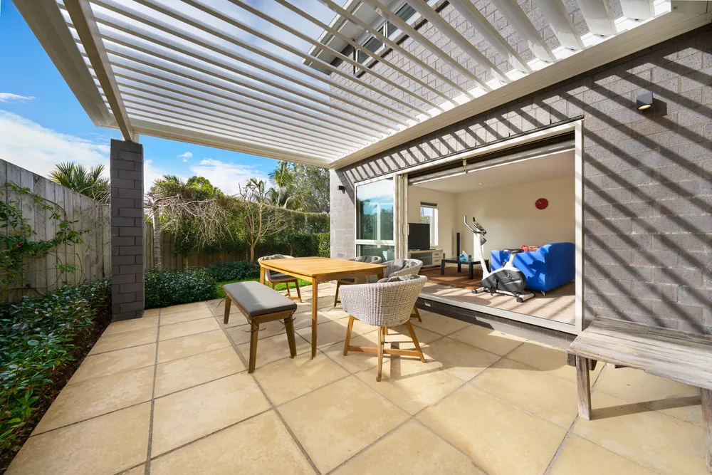 Photos of 15 Forrest Hill Road