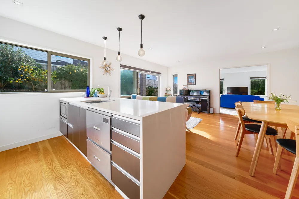 Photos of 15 Forrest Hill Road