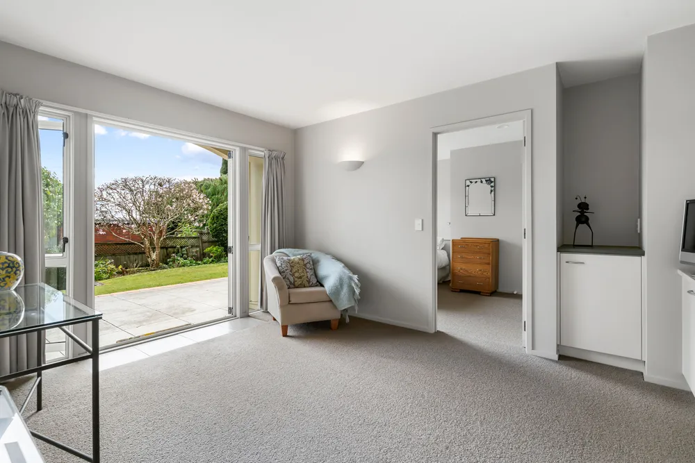 Photos of 4 Codrington Crescent