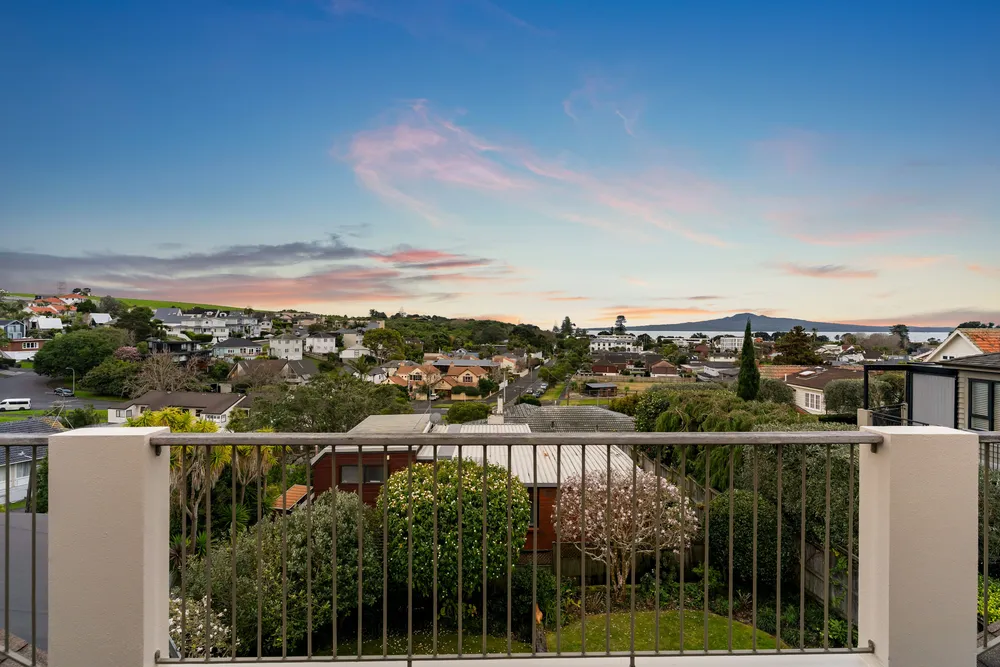 Photos of 4 Codrington Crescent