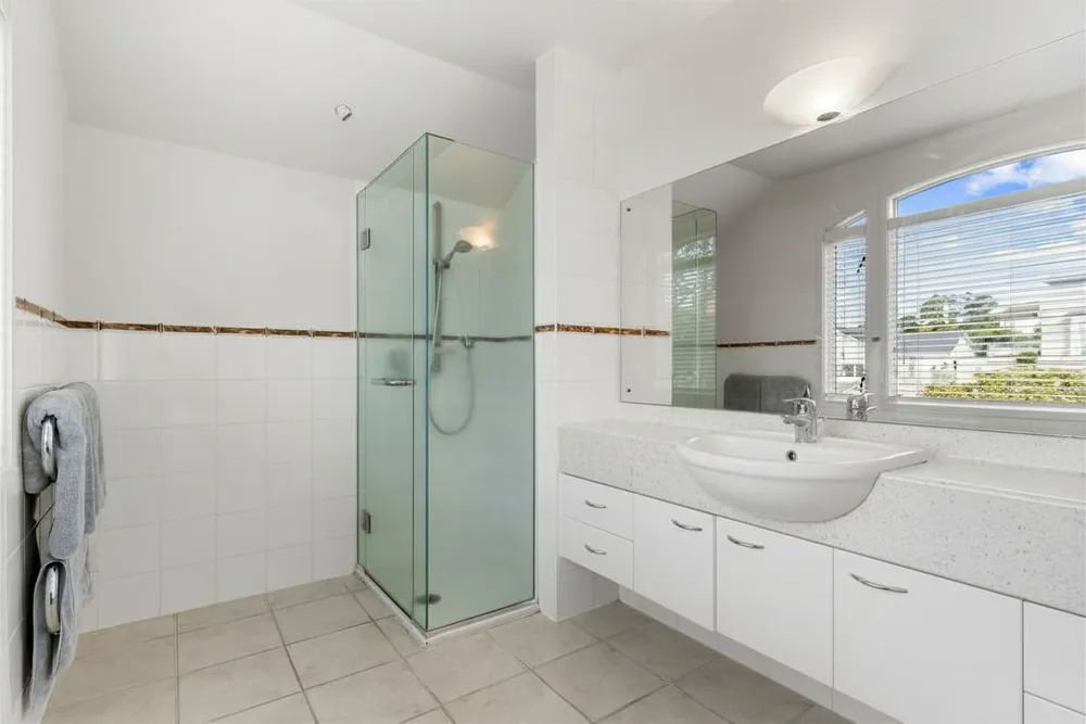 Photos of 4 Codrington Crescent