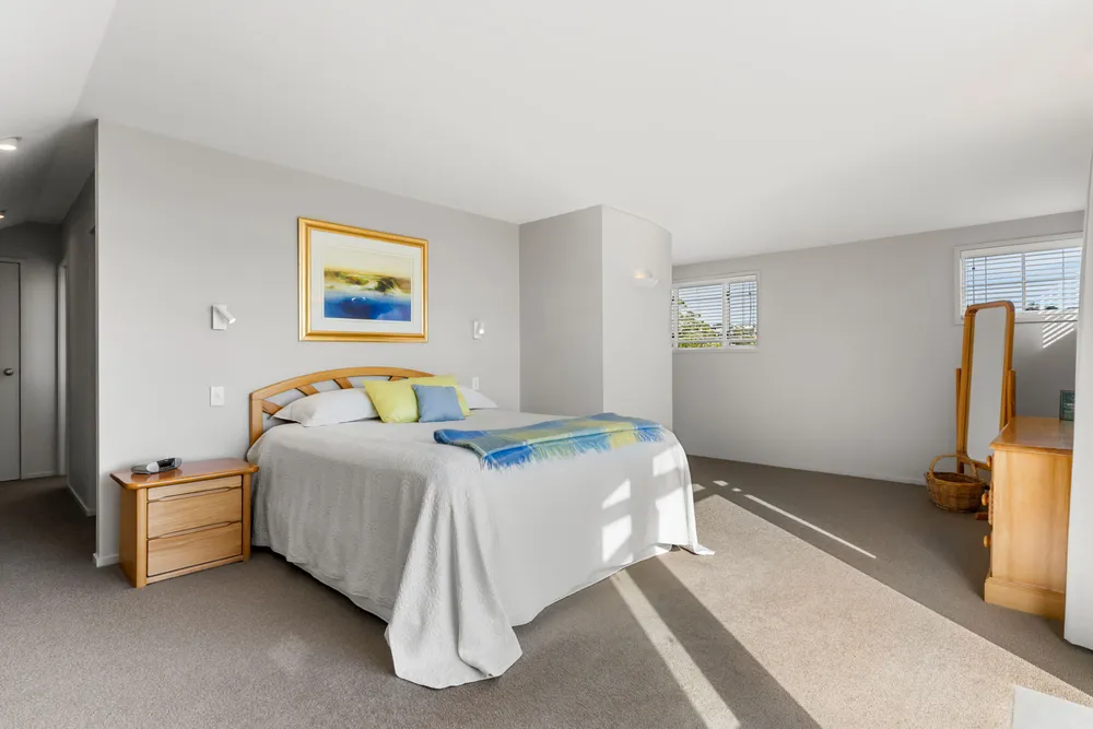 Photos of 4 Codrington Crescent