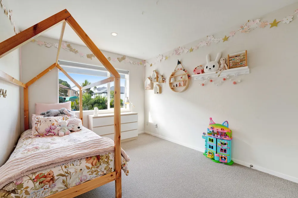 Photos of 40B Roberts Road