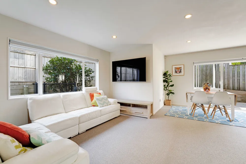 Photos of 40B Roberts Road