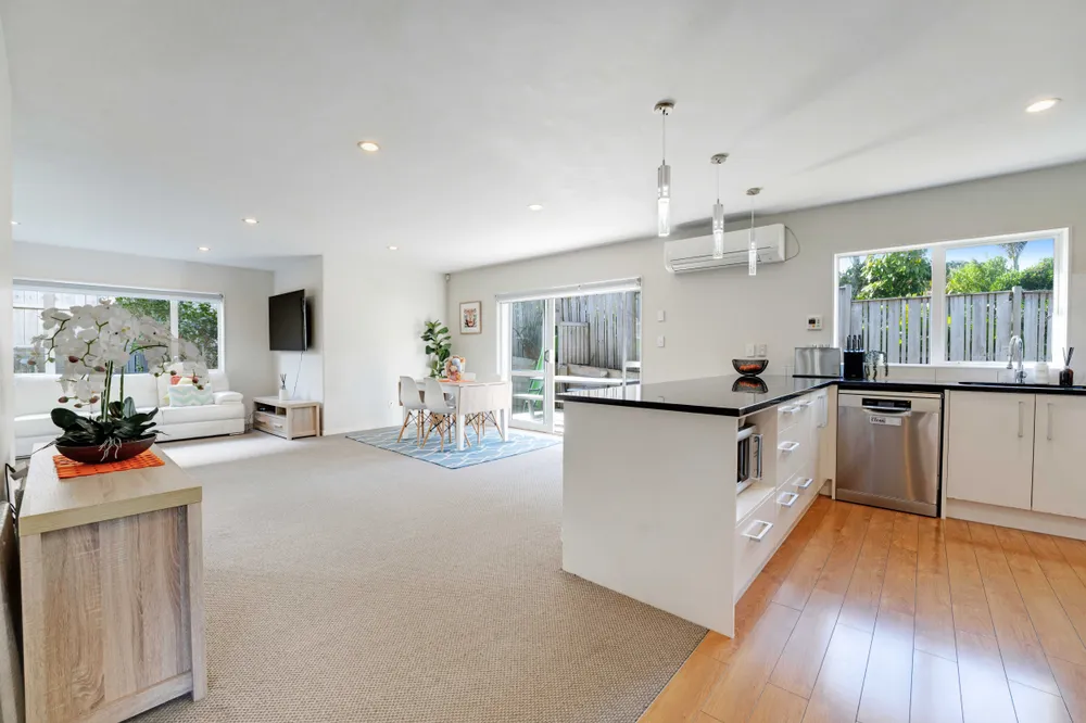 Photos of 40B Roberts Road