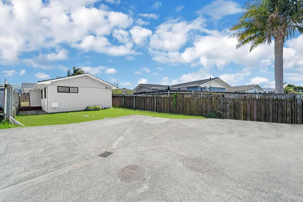 Photos of 59 Casuarina Road