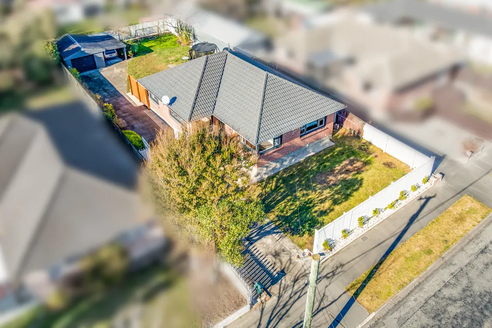 Photos of 24 Teesdale Street