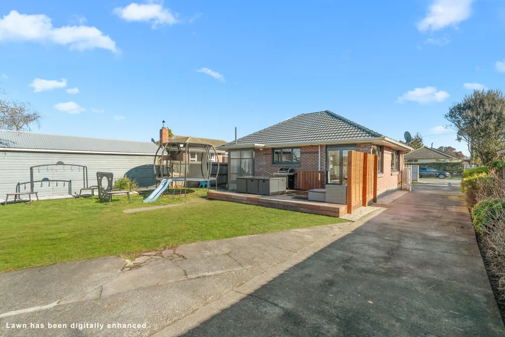 Photos of 24 Teesdale Street