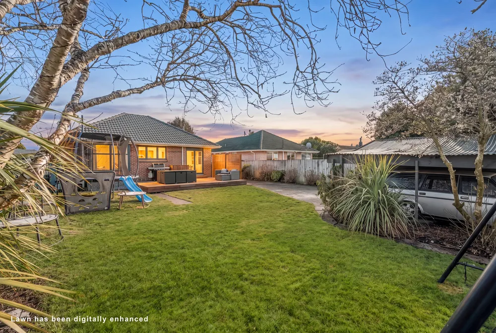 Photos of 24 Teesdale Street
