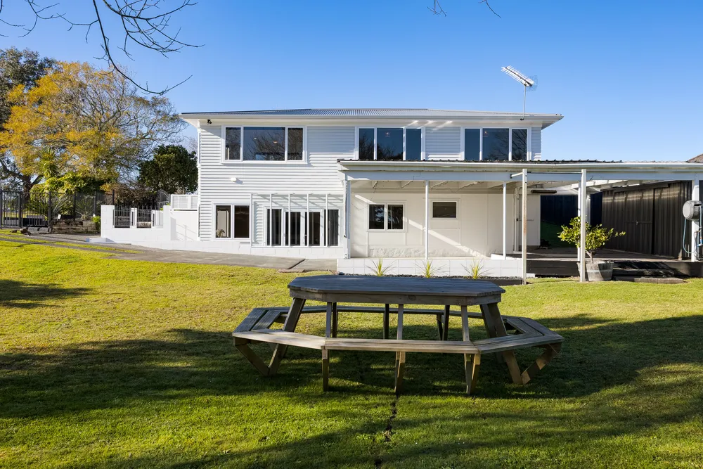 Photos of 9 Towai Road