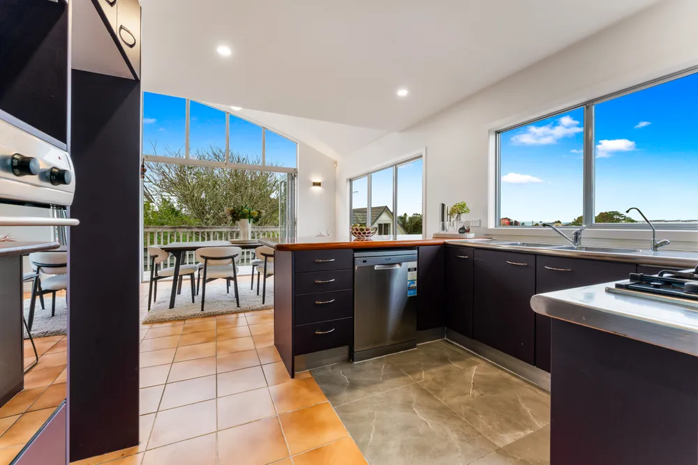 Photos of 2/10 Windsor Place