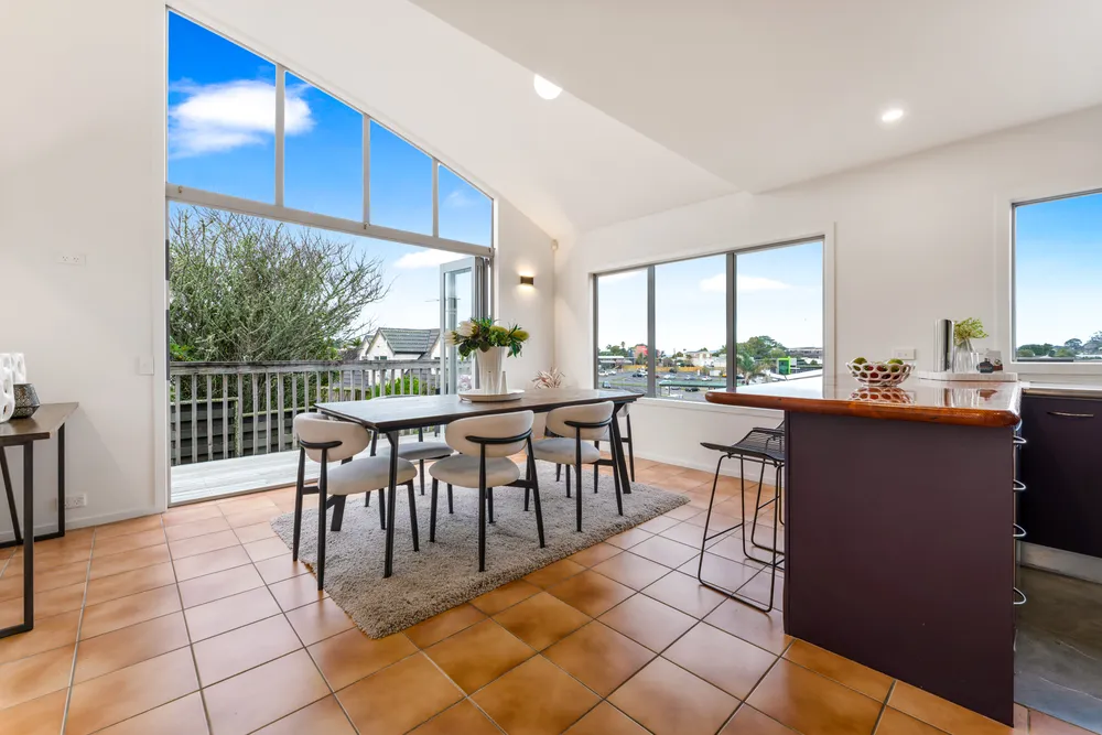 Photos of 2/10 Windsor Place