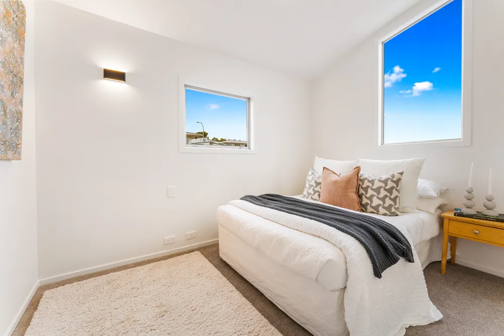 Photos of 2/10 Windsor Place