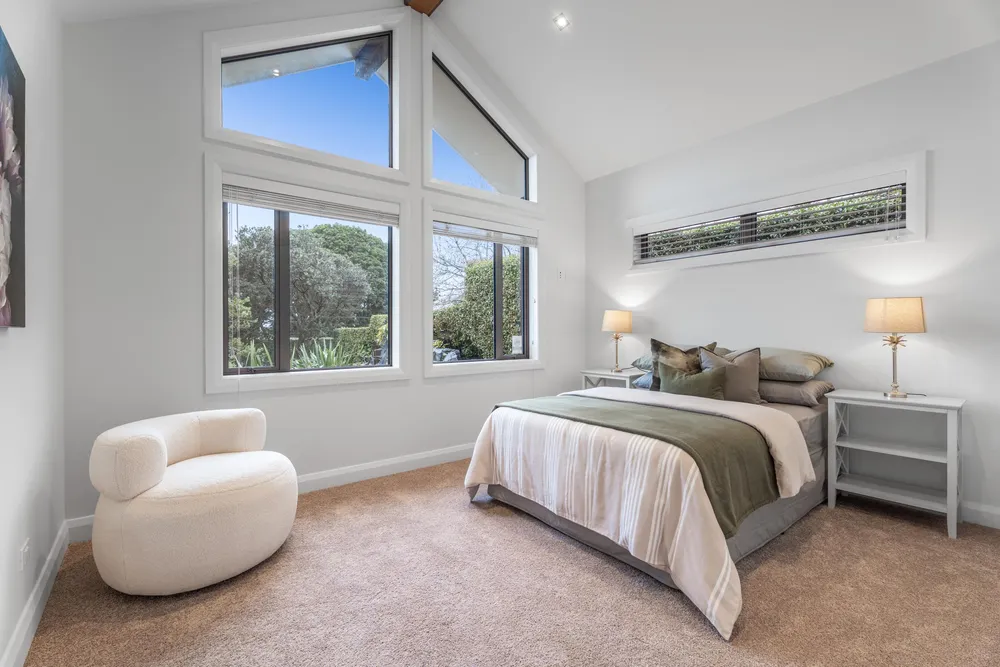 Photos of 37 Ventnor Road