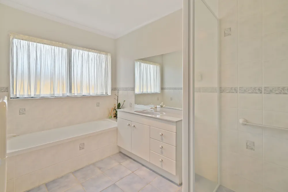 Photos of 45 Glenross Drive