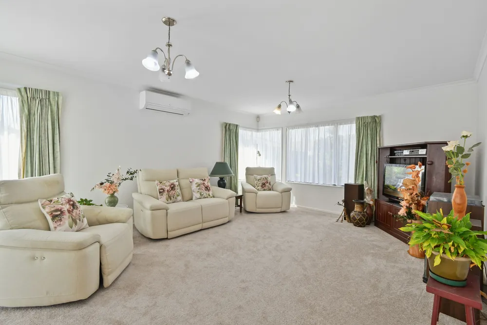Photos of 45 Glenross Drive